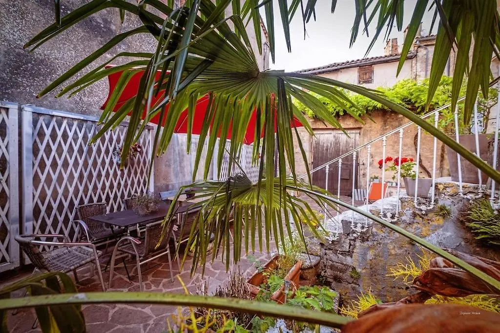 Superbe Maison De Maitre Avec Terrasse Et Jardin Castelnau-de-Montmiral 0*,  France