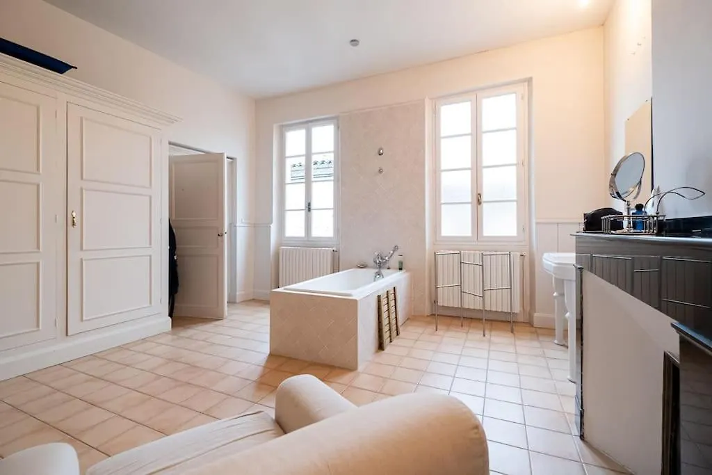 Superbe Maison De Maitre Avec Terrasse Et Jardin Castelnau-de-Montmiral 0*,